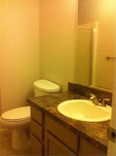 Foto del edificio - Spacious 3-bedroom duplex