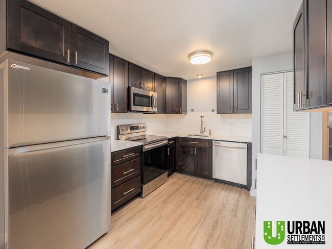 Foto del edificio - Modern North Spokane Condo with Beautiful ...