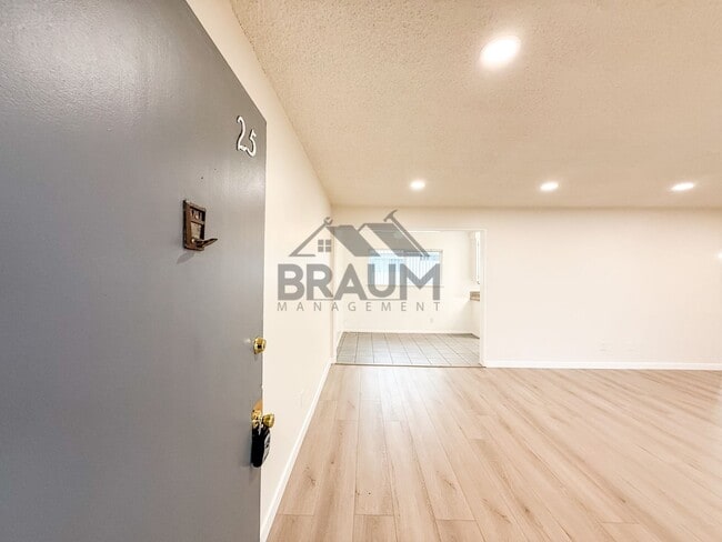 Foto del edificio - 5131 Buffalo Ave