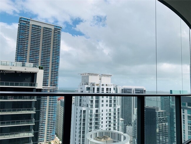 Foto del edificio - 1000 Brickell Plaza