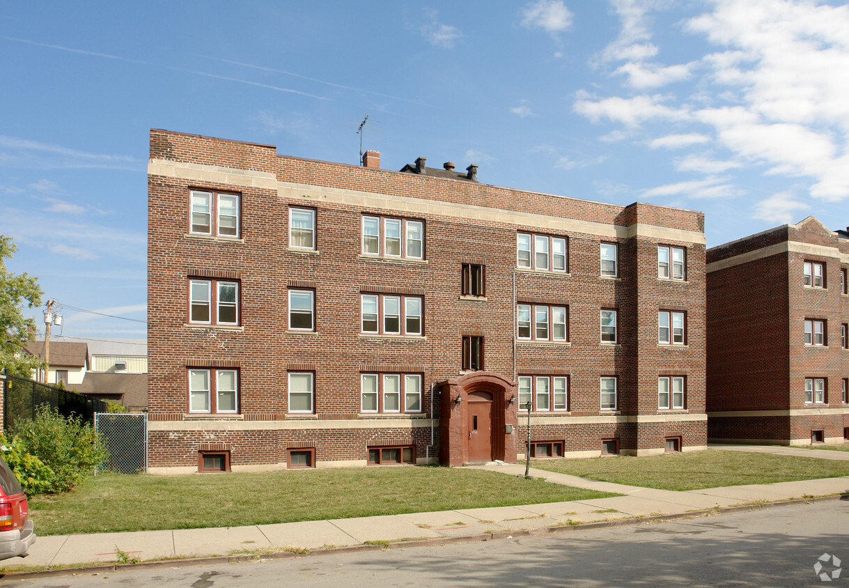 Building Photo - 954 Amherst St