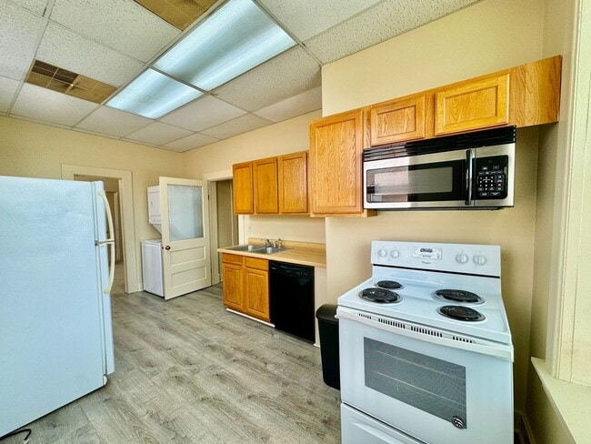 Foto del edificio - Downtown South Hill Apartment