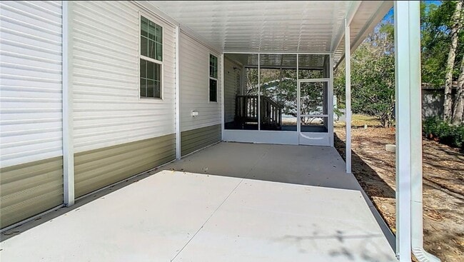 Building Photo - Brookridge 55 + community