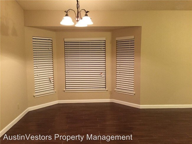 Building Photo - 3 br, 2 bath House - 900 Sunny Ln