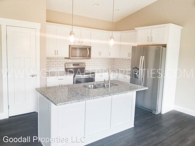 Building Photo - 4 br, 3 bath House - 16656 Wilden Dr