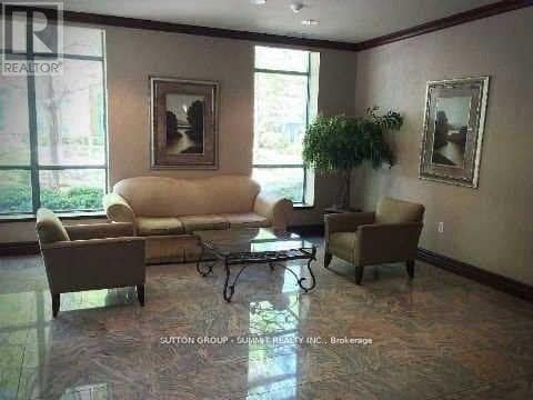 Building Photo - 28 Olive Ave