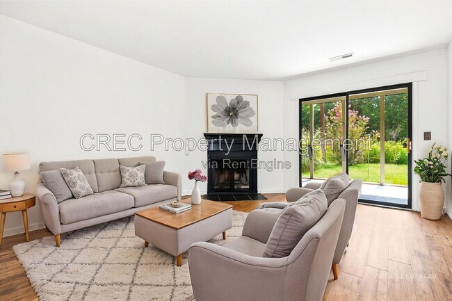 Building Photo - 2736 Jobee Dr