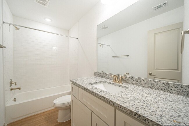 Foto del edificio - 7529 Briarwood Pass