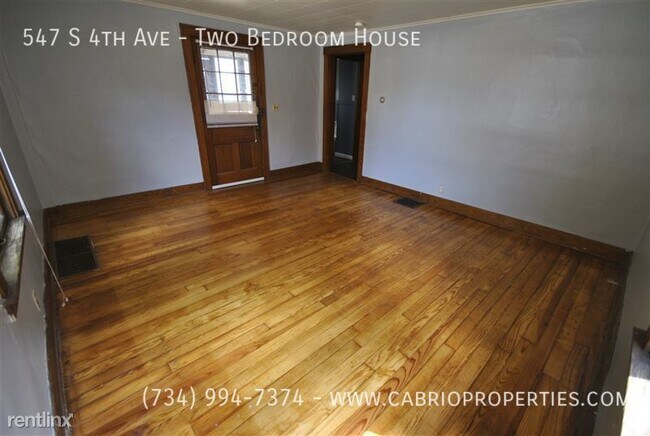 Building Photo - 547 S 4th Ave