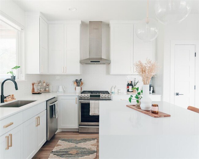 Foto del edificio - 1106 Walton Ln