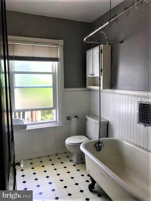 Primary Photo - 217 N Adams St