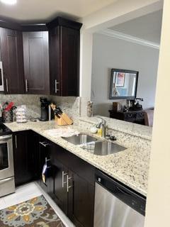 Building Photo - 121 Cypress Point Dr