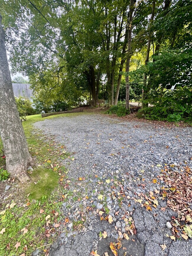 Foto del edificio - 111 Rockwell St