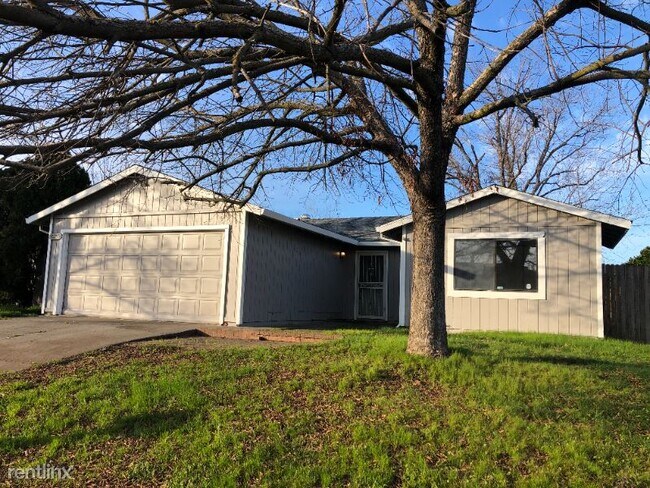 Foto del edificio - 3 br, 2 bath House - 10255 Ellenwood Ave