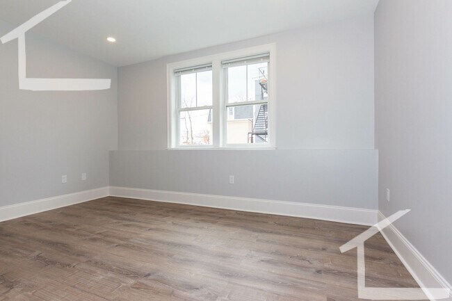 Foto del edificio - No Brokers Fee, New Construction in Brighton. Central AC, High-End Finishes, Free Laundry, Parkin...