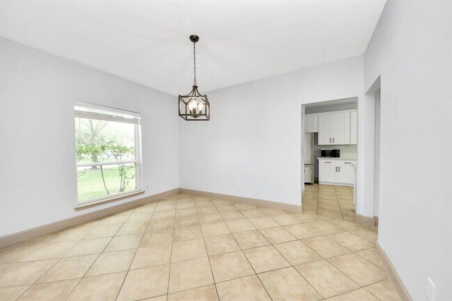 Foto del edificio - 2030 Winding Hollow Dr