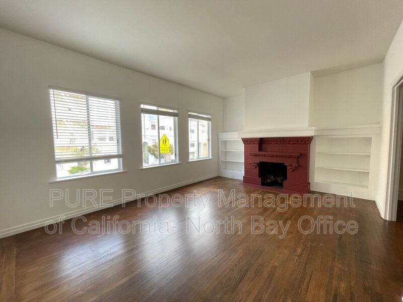 Primary Photo - 2179 Grove St