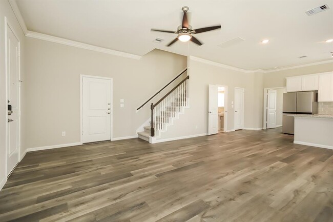 Foto del edificio - 9910 Crescent Cove Dr