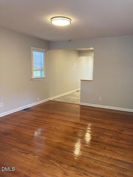 Foto del edificio - 1505 Woodland Rd