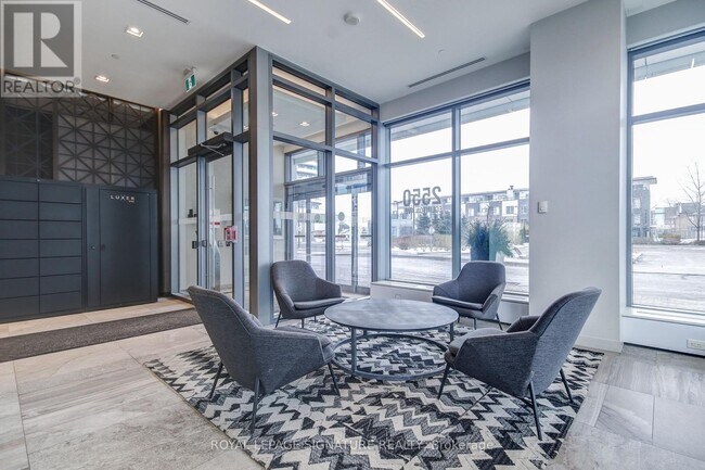Photo du bâtiment - 2550-2550 Eglinton Ave W