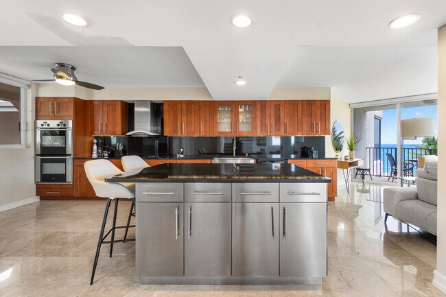 Foto del edificio - 2575 S Ocean Blvd