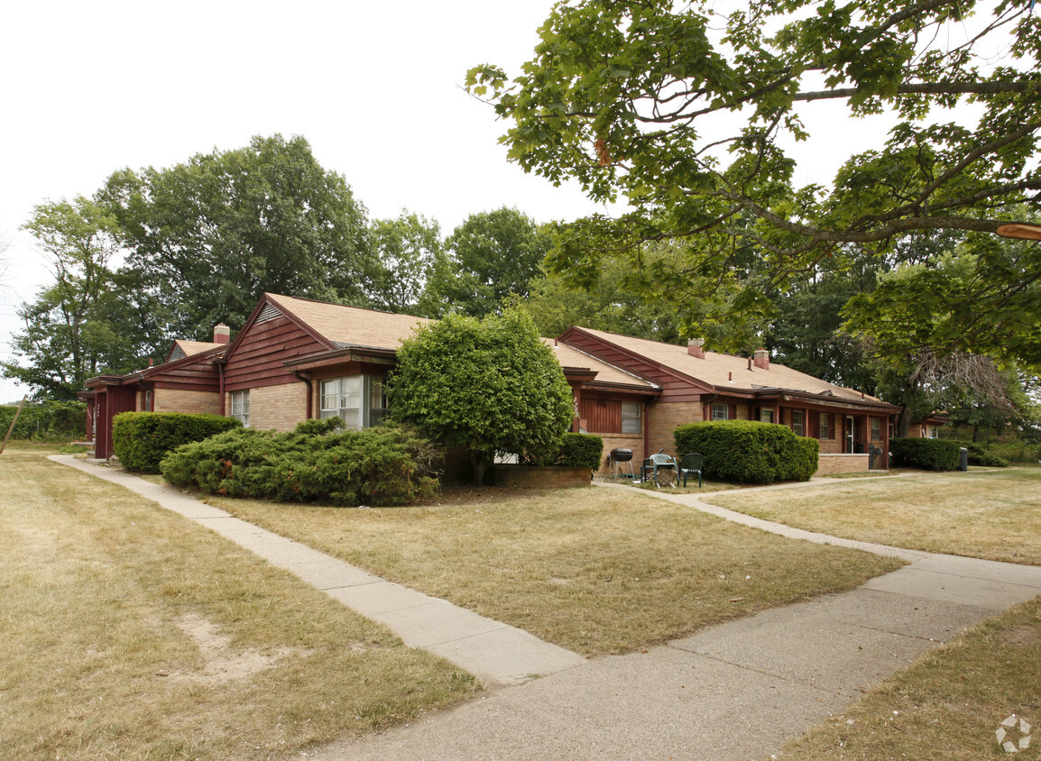 Building Photo - Eastfield Townhomes