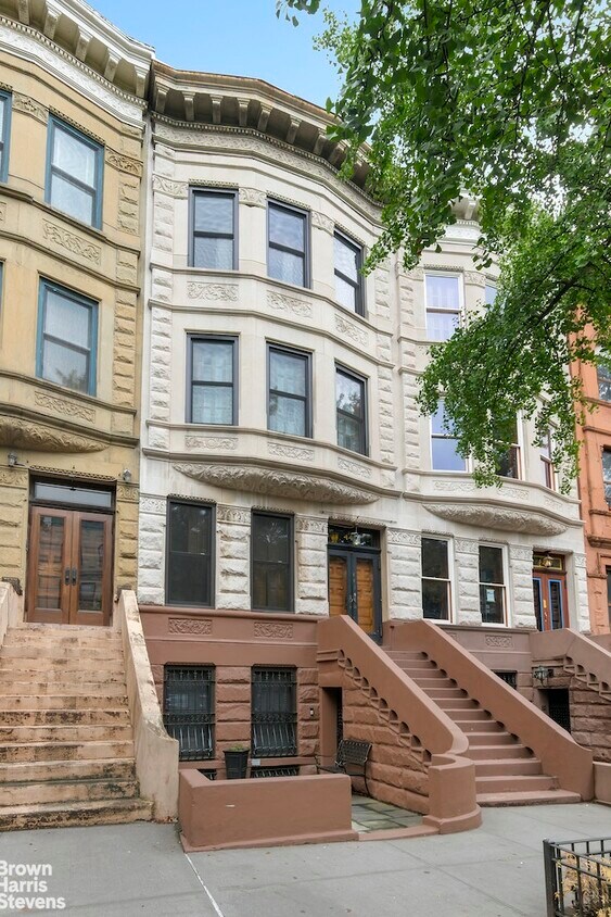 443 W 162nd St Unit TRIPLEX, New York, NY 10032 Apartment for Rent in