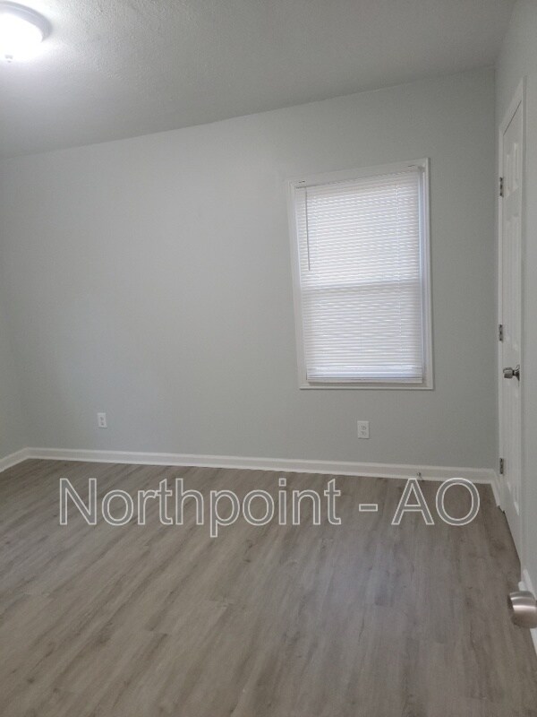 Foto del edificio - 1266 Byewood Ln SW