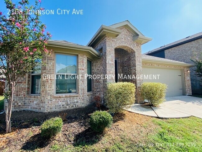 Foto del edificio - 2108 Johnson City Ave