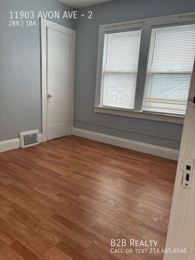 Foto del edificio - 11903 Avon Ave