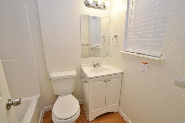 Building Photo - 14039 Eagle Pass St