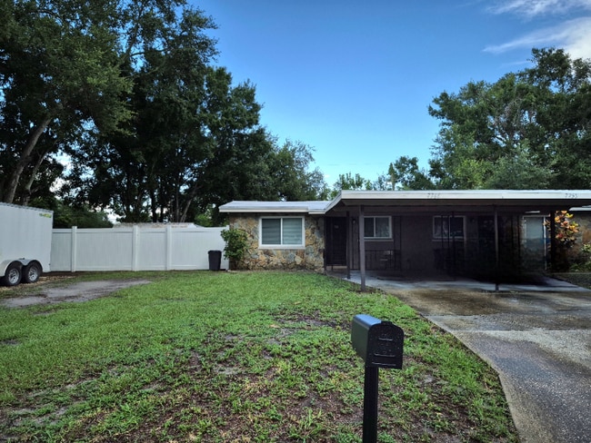 Building Photo - 7755-7765 64th Way N