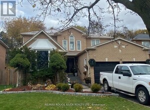 Building Photo - 35 Meekings Dr