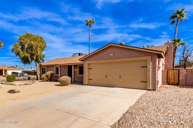 Building Photo - 14409 N 34th Way