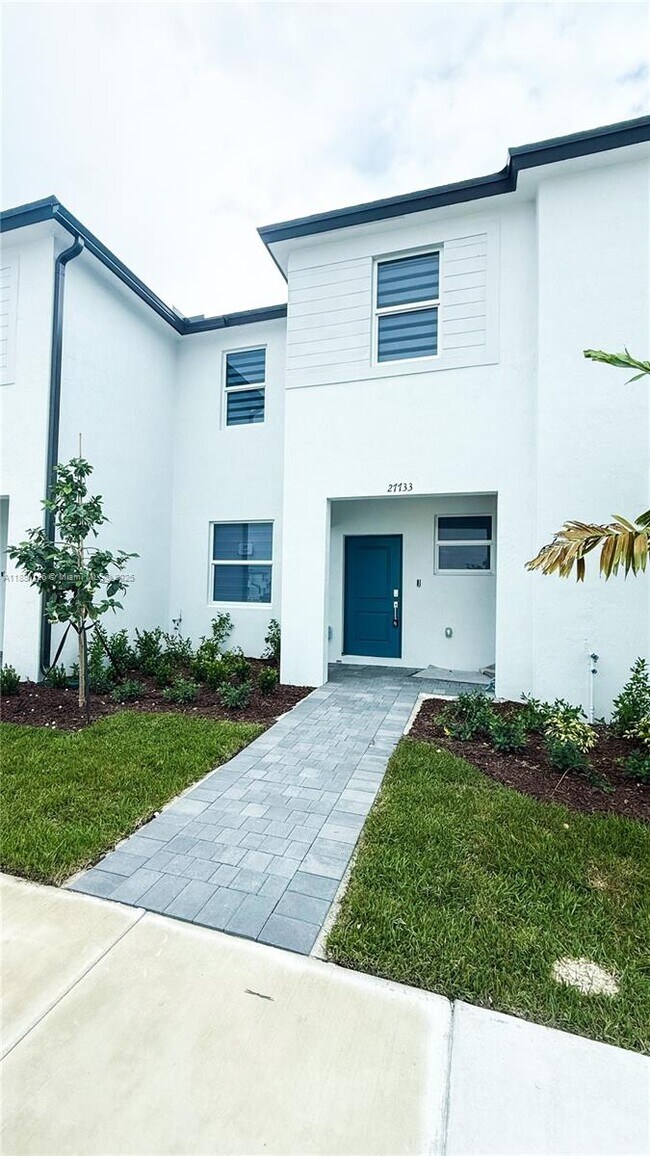 Building Photo - 27733 SW 155th Ave