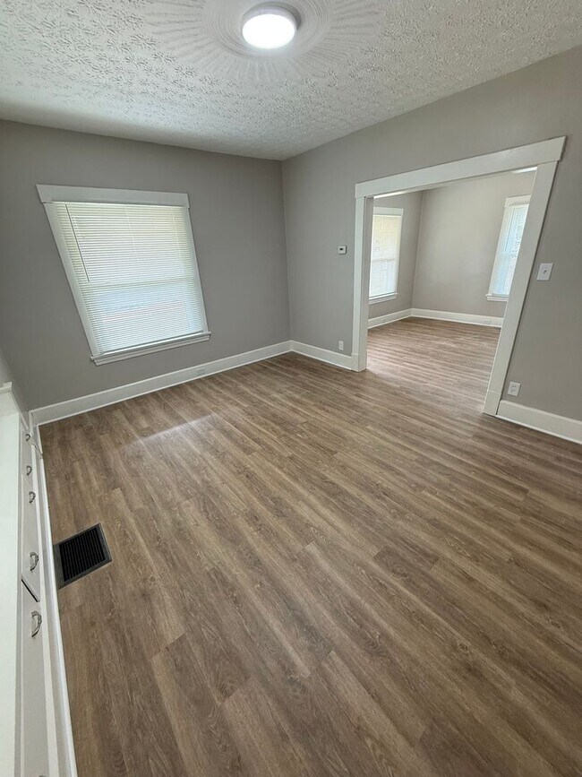 Foto del edificio - Completely remodeled 3 Bedroom 2 Story Homes for Rent