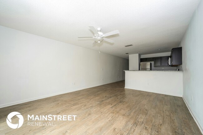 Foto del edificio - 8289 Rigel Rd