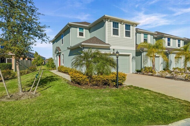 Building Photo - 11815 Sky Acrs Ter