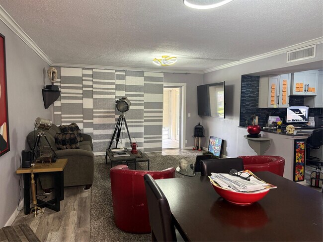 Foto del edificio - 25 SE 13th St