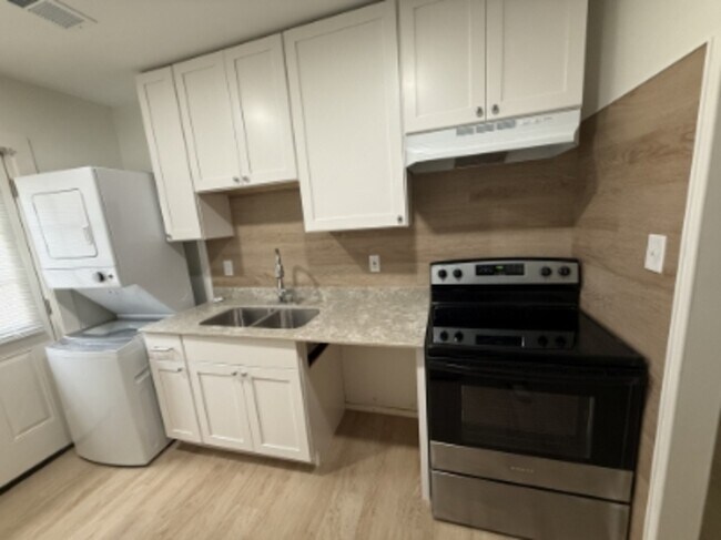 Foto del edificio - 928 N Hollywood St