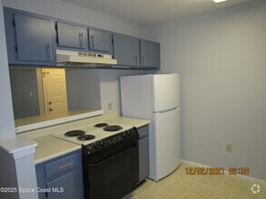 Building Photo - 225 S Tropical Trail