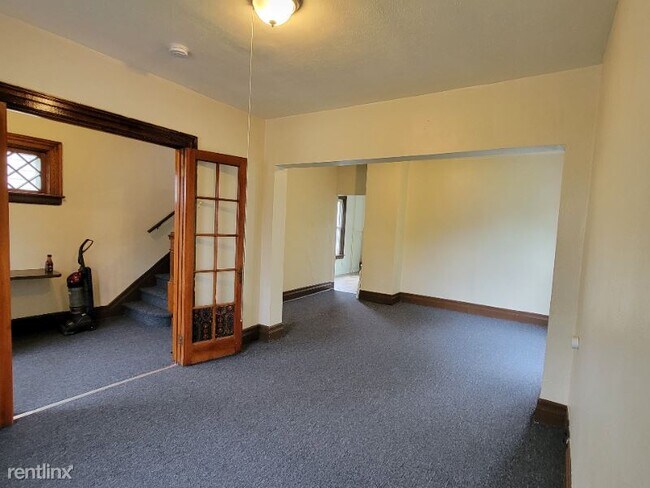Building Photo - 3 br, 1 bath House - 719 17th