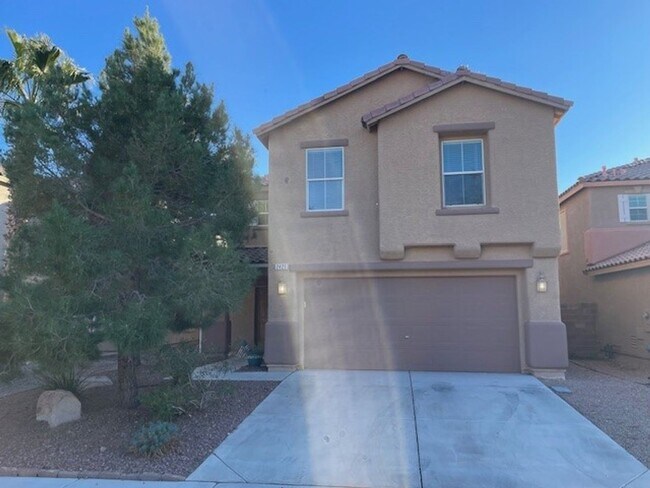 Foto del edificio - 2421 Cockatoo Dr ! 4 Bedroom / 3 Bath !