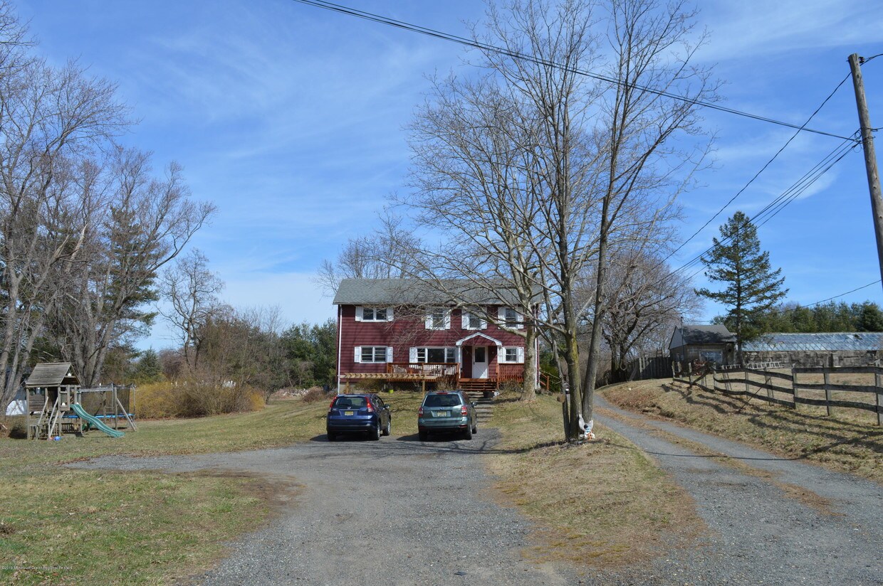 Foto principal - 21 Centerville Rd