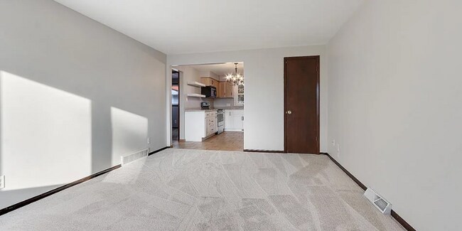 Foto del edificio - 2153-2155-2155 Gilson Ct