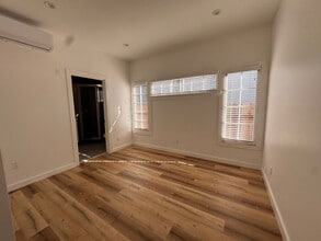 Building Photo - 1291 W 22nd St