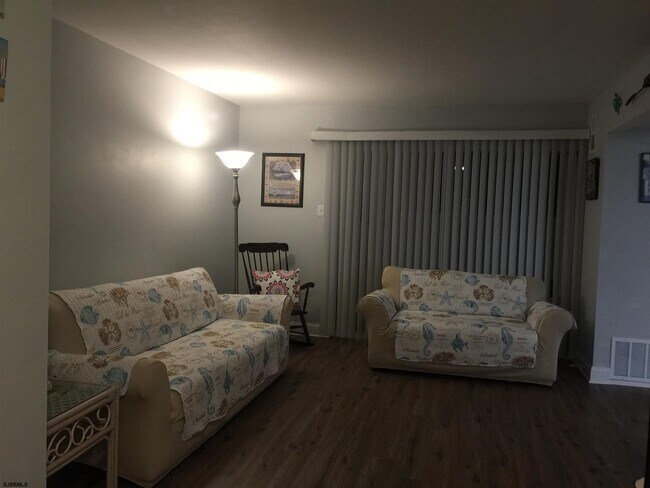 Foto del edificio - 132 44th St S