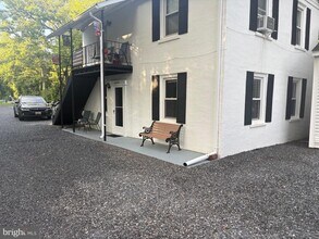 Building Photo - 317 South Dr