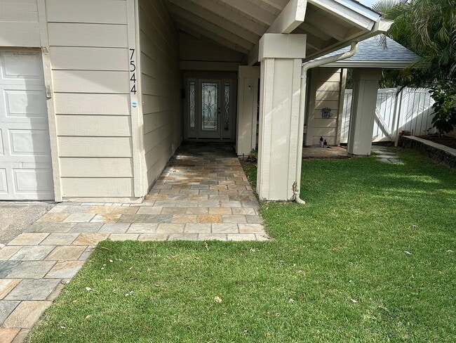 Building Photo - 7544 Muolea Pl