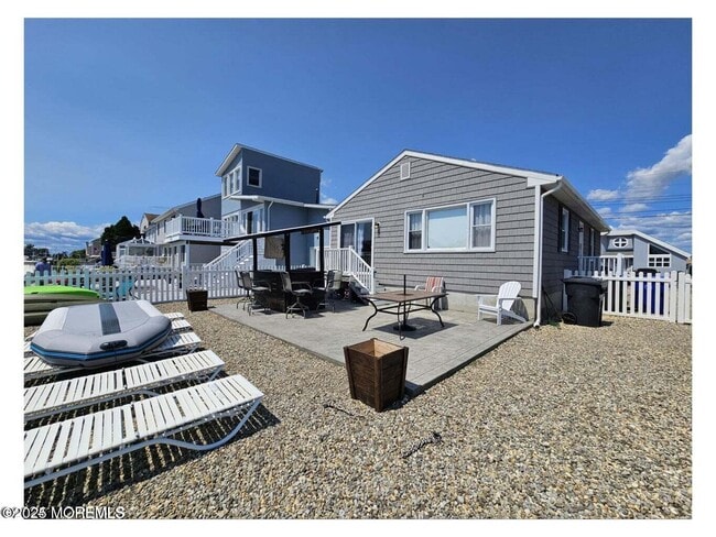 Building Photo - 53 E Coral Dr